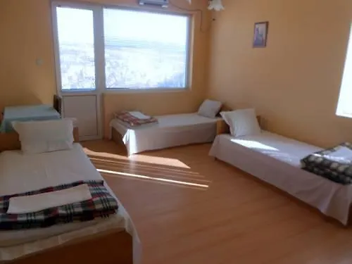 Apartman Varbanovi Guest *